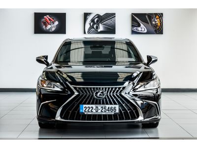 2022 Lexus ES 300h