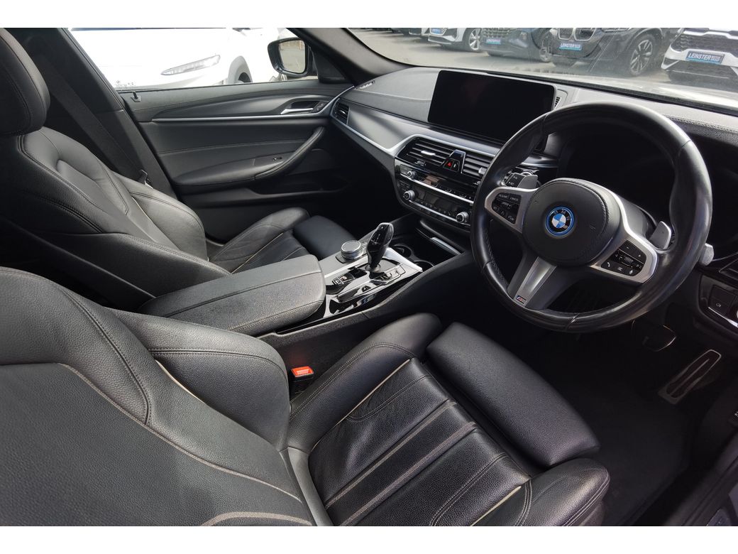 2022 BMW 5 Series