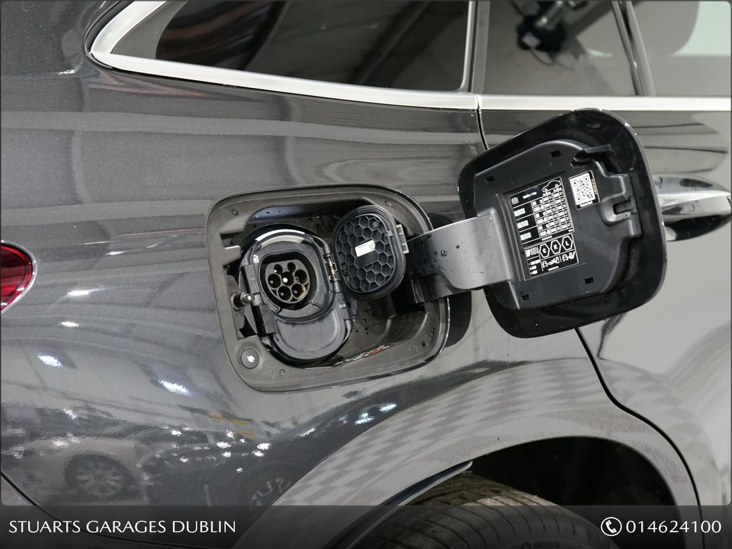 2023 Mercedes-Benz EQC