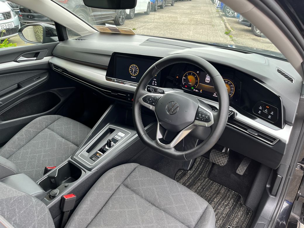 2024 Volkswagen Golf