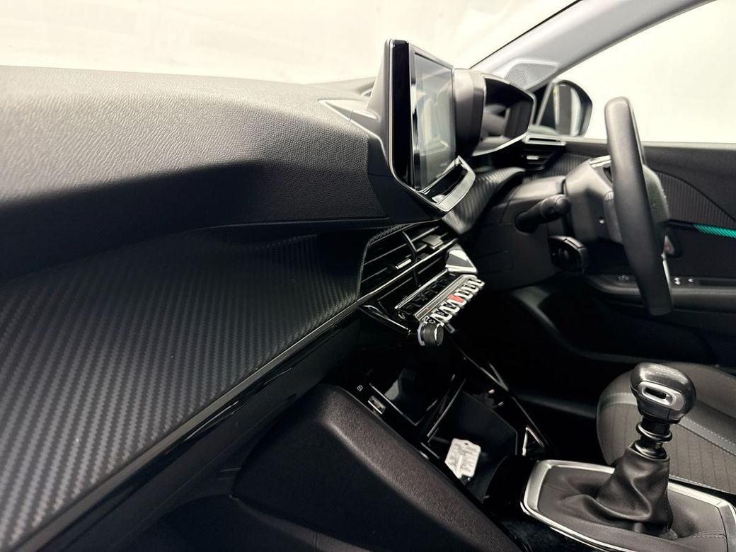2022 Peugeot 208