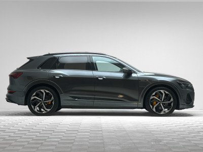 2022 Audi e-tron