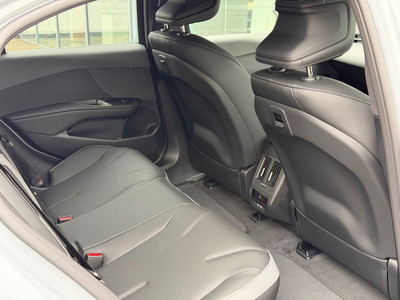 2027 BMW i3