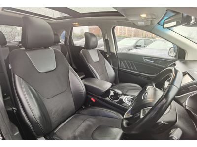 2016 Ford Edge
