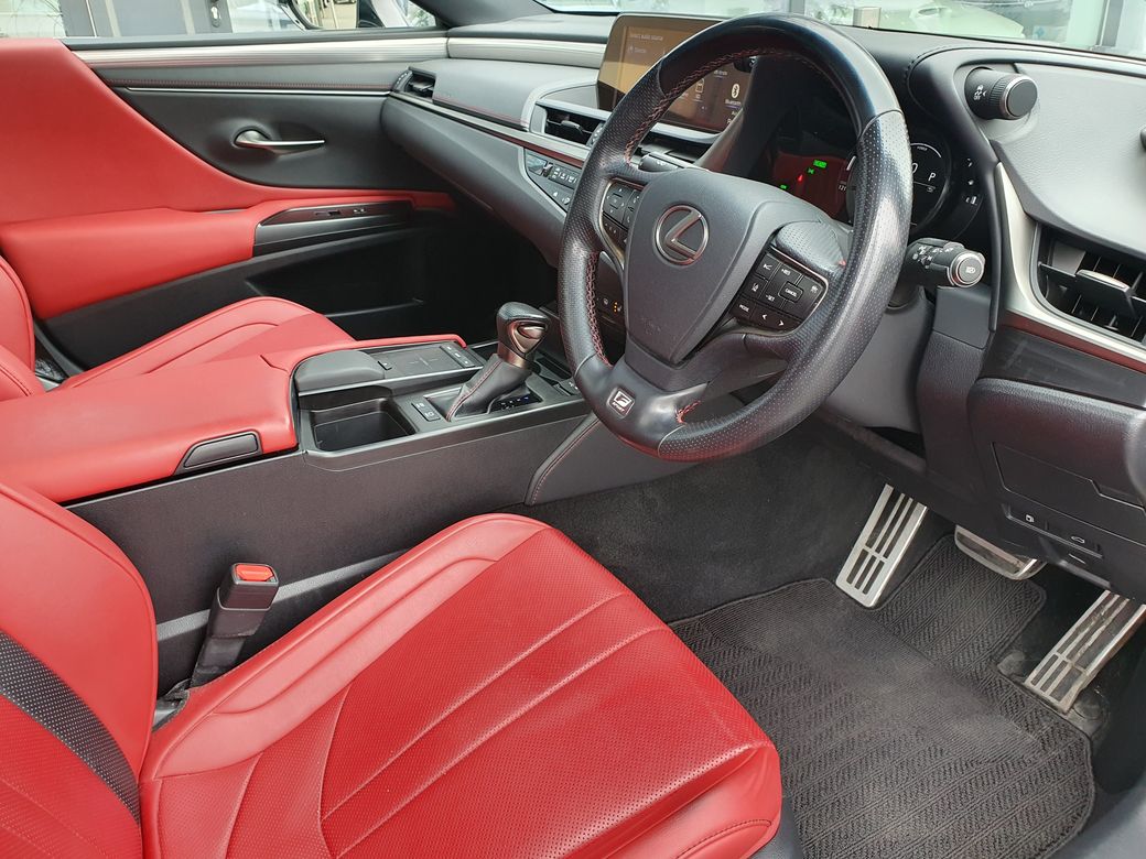 2020 Lexus ES 300h