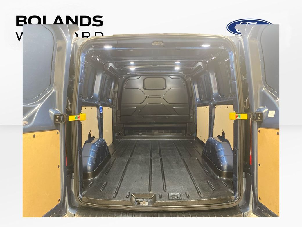 2022 Ford Transit Custom
