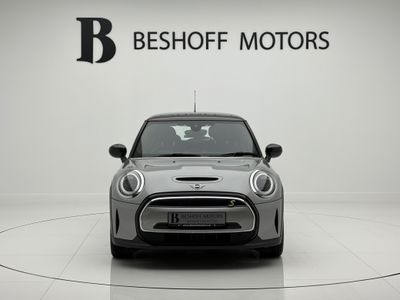 2023 Mini Hatch