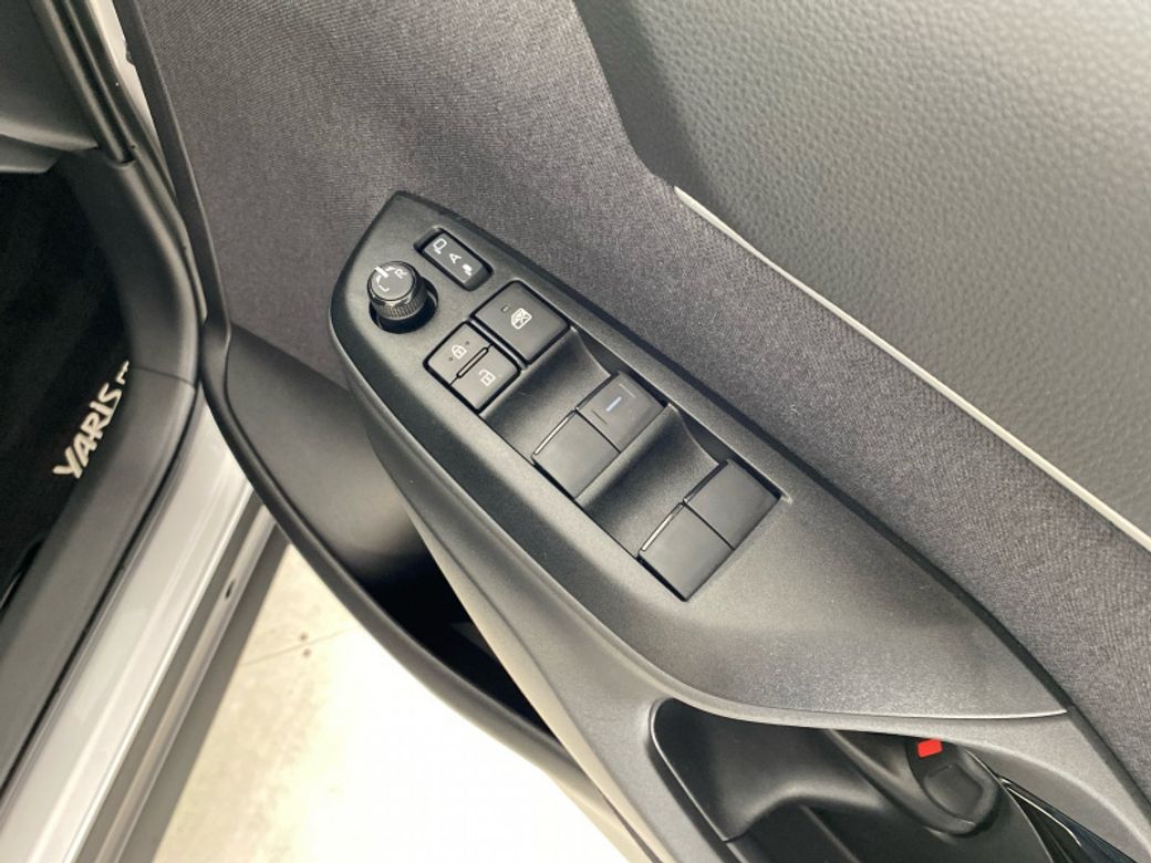 2025 Toyota Yaris Cross