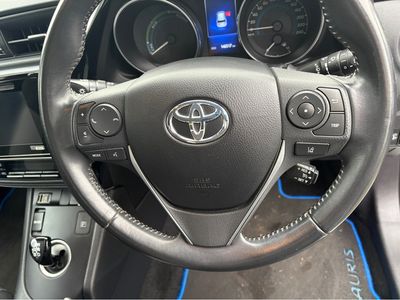 2017 Toyota Auris
