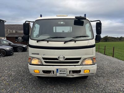 2012 Hino 300