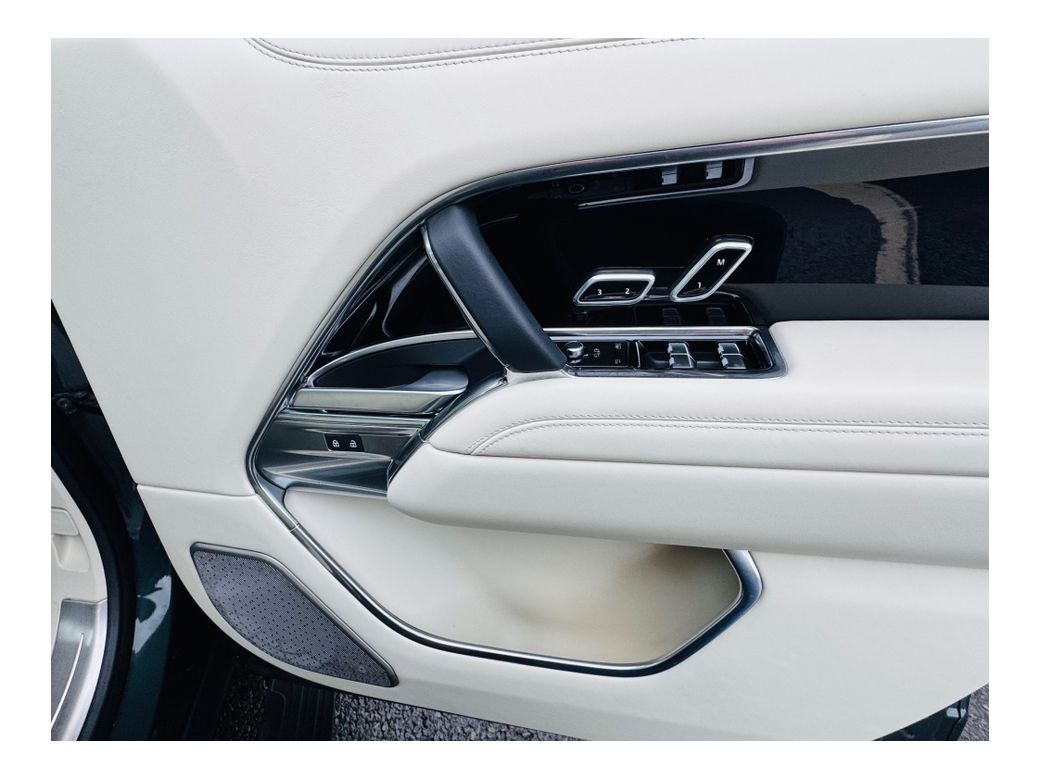 2025 Land Rover Range Rover