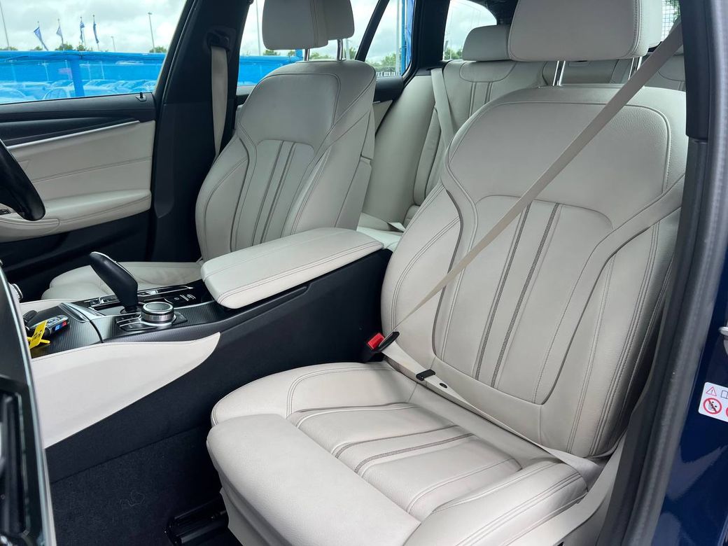 2022 BMW 5 Series