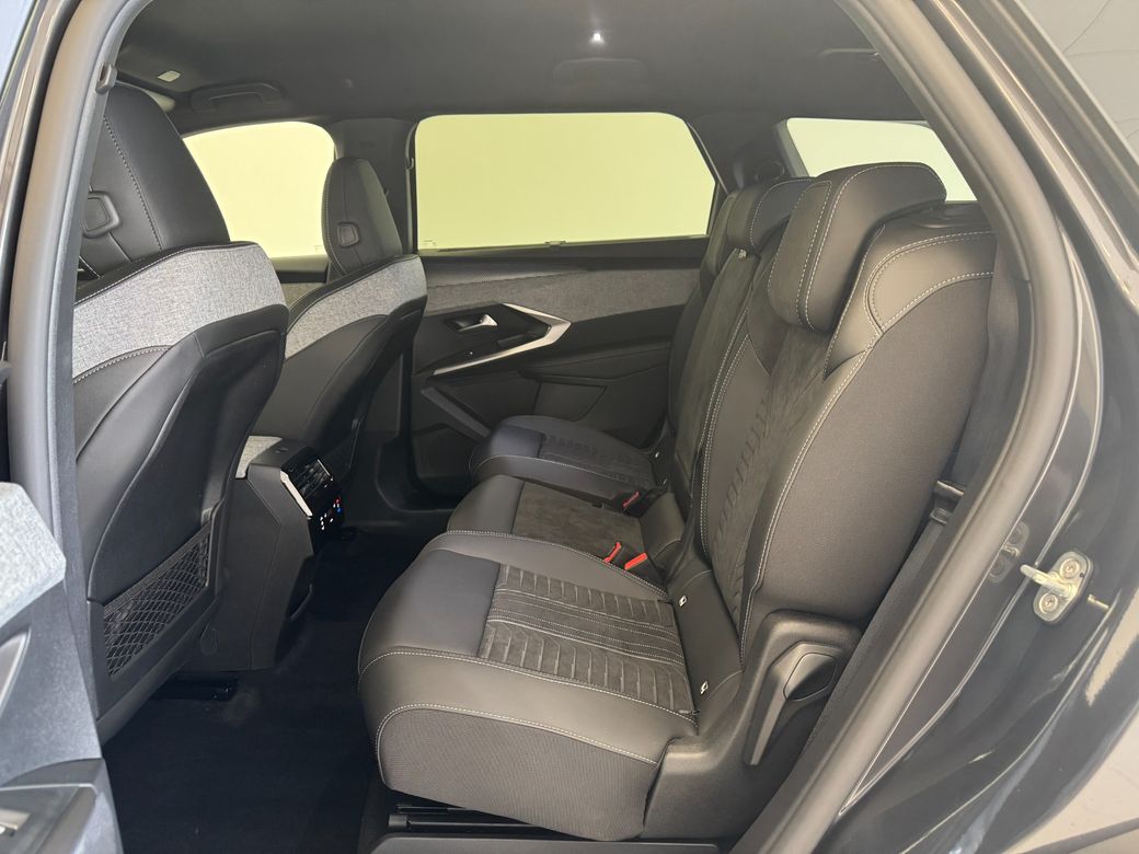 2026 Peugeot 5008