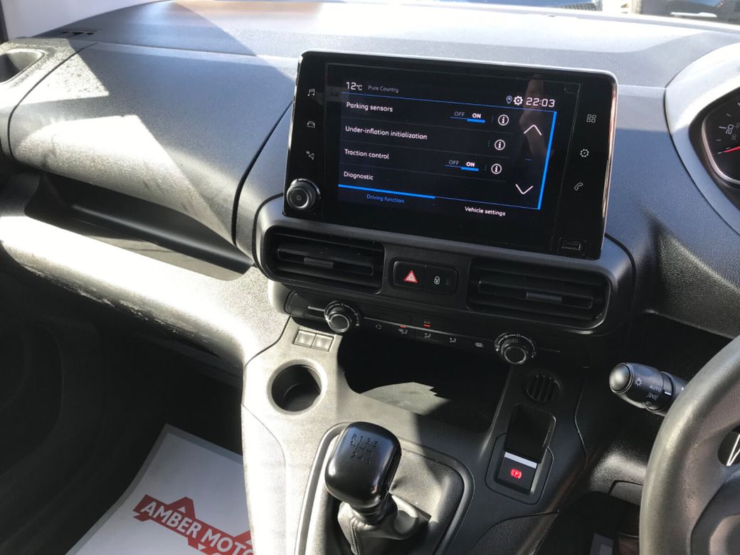 2022 Peugeot Partner