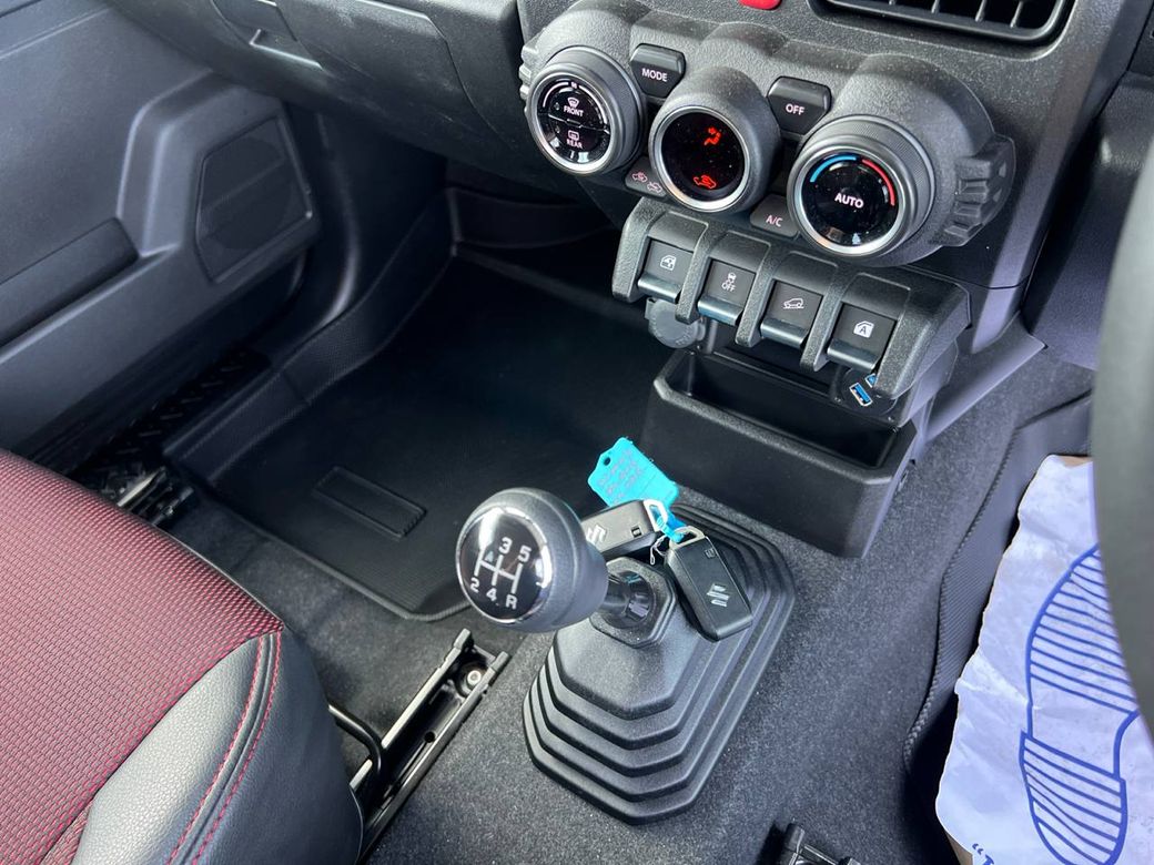 2023 Suzuki Jimny