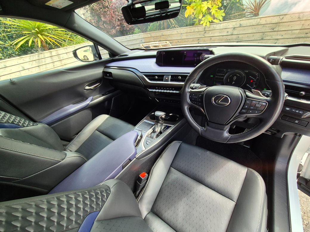 2021 Lexus UX 250H