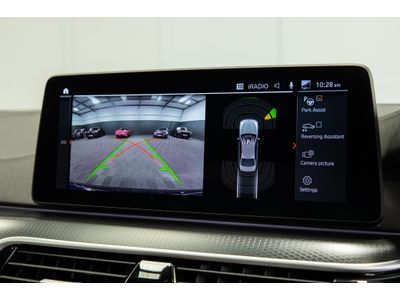 2022 BMW 520
