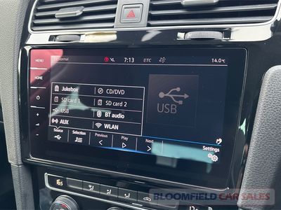 2017 Volkswagen Golf