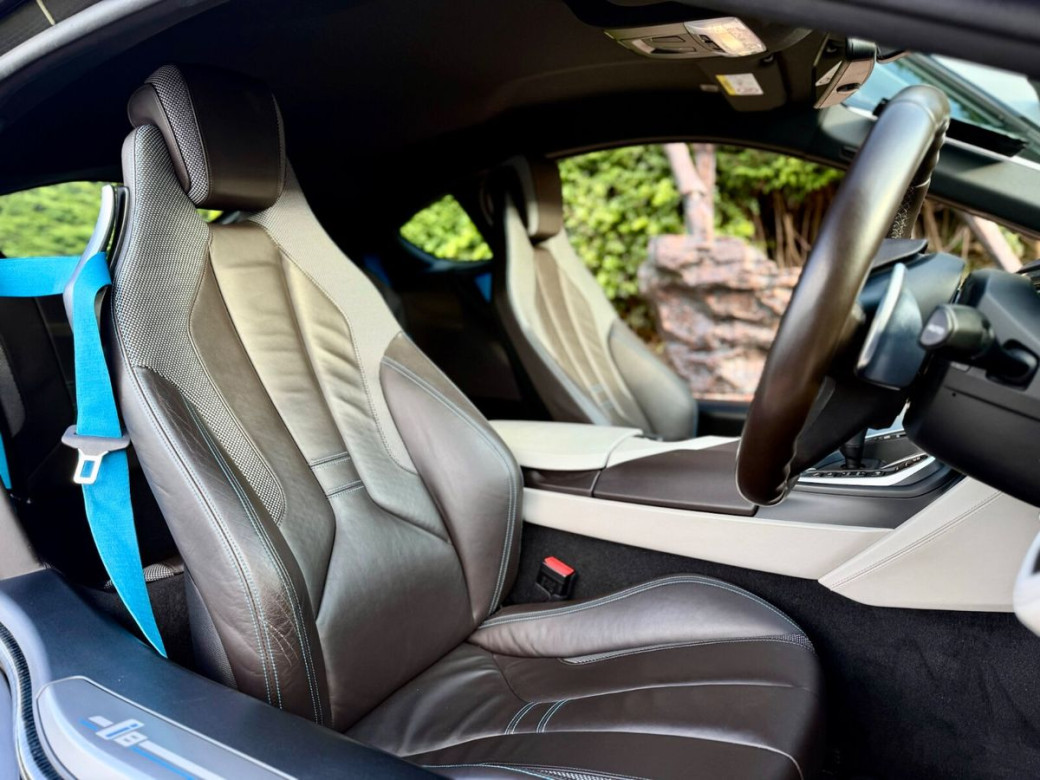 2018 BMW i8