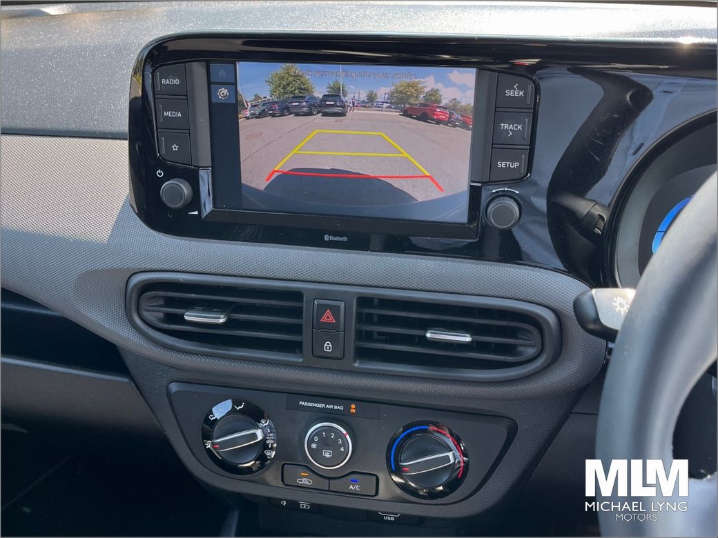 2024 Hyundai i10