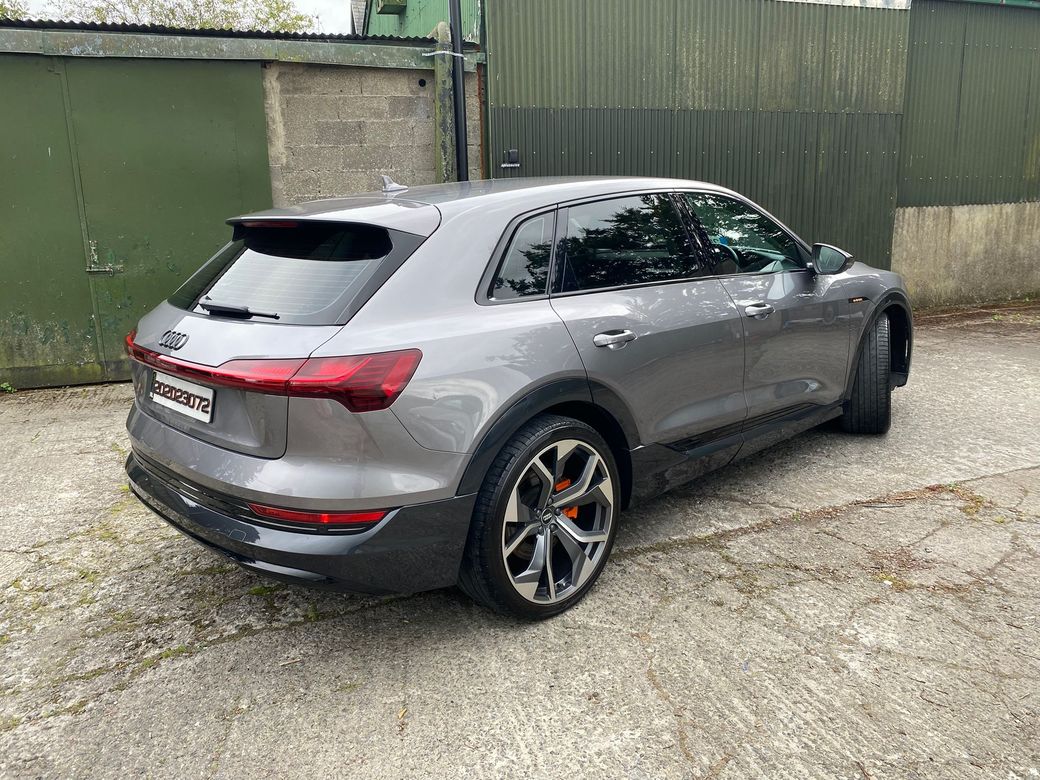 2020 Audi e-tron