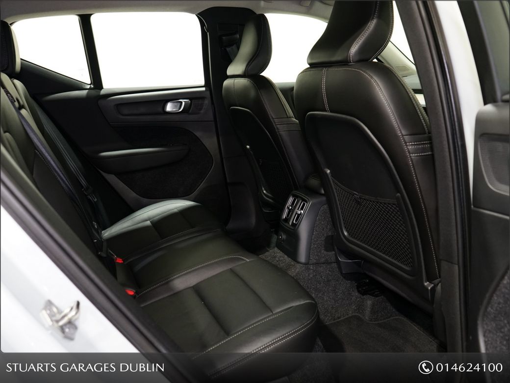 2021 Volvo XC40