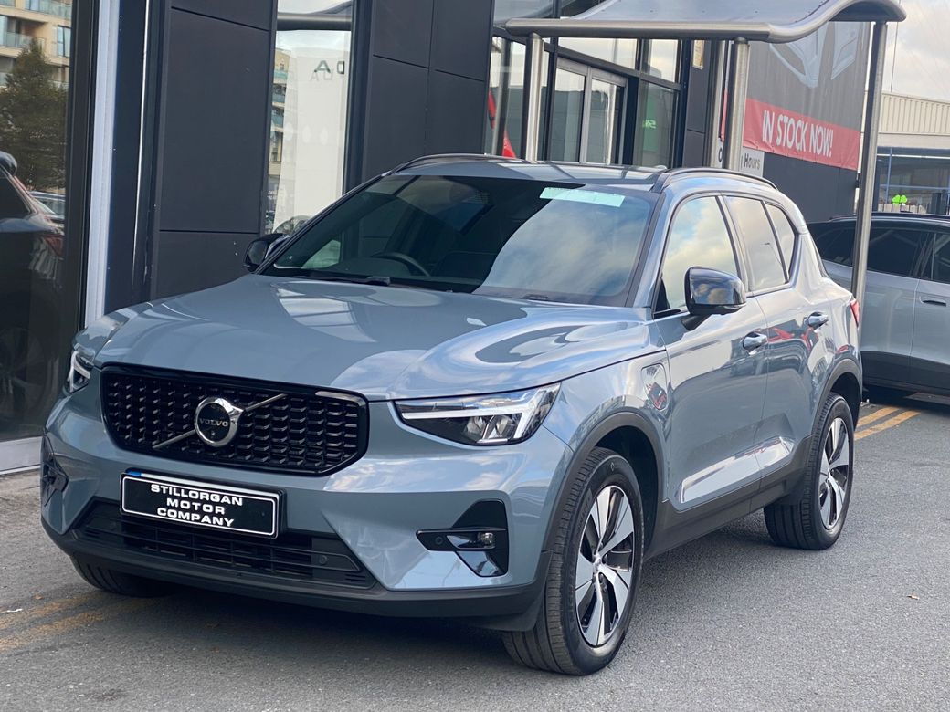 2023 Volvo XC40