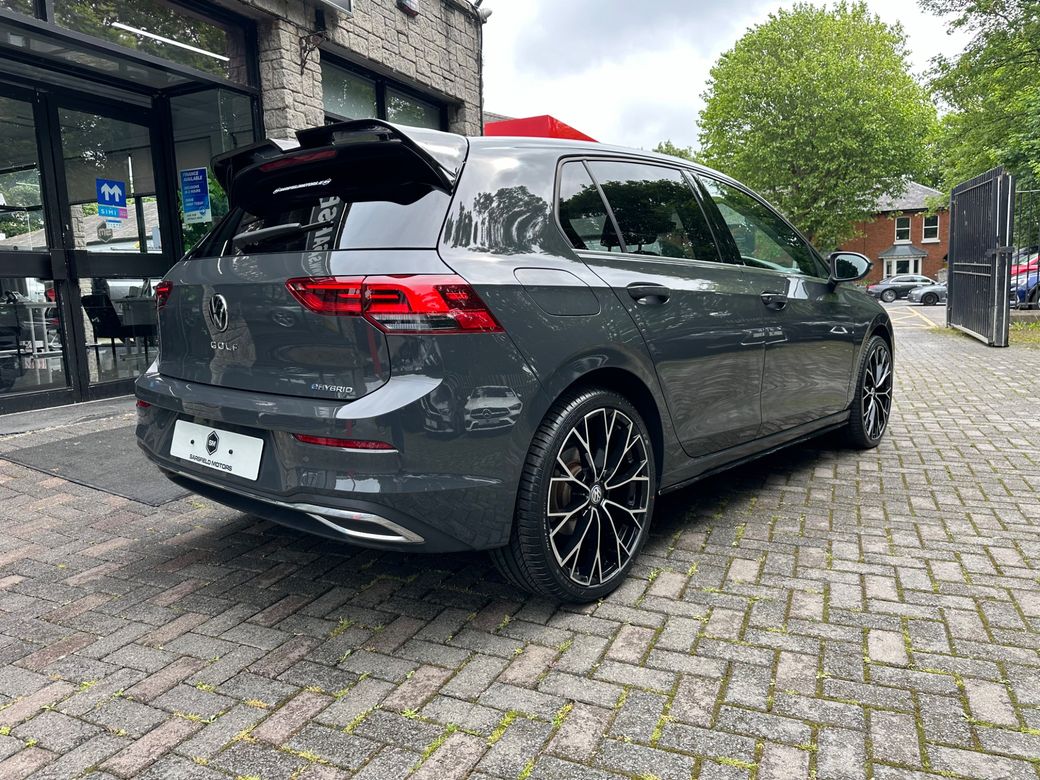 2023 Volkswagen Golf