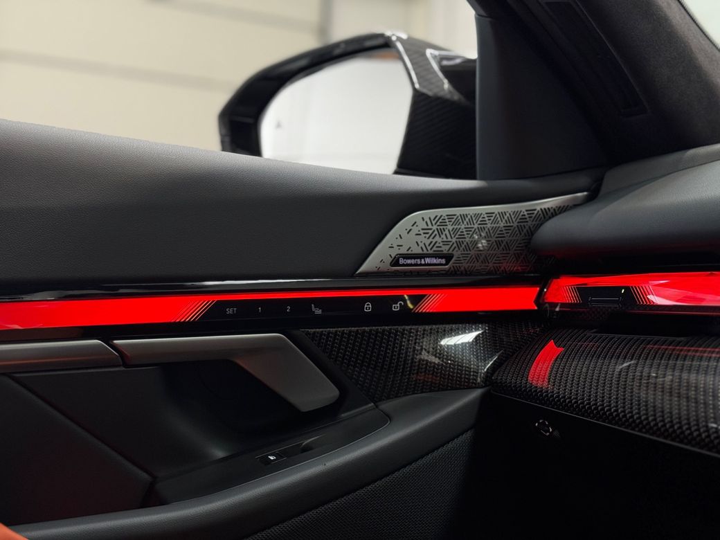 2025 BMW M5