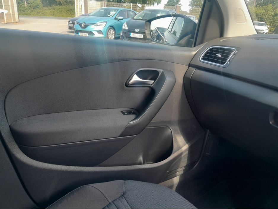 2014 Volkswagen Polo