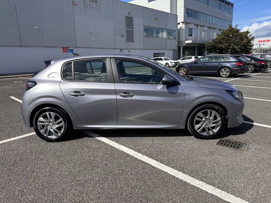 2020 Peugeot 208