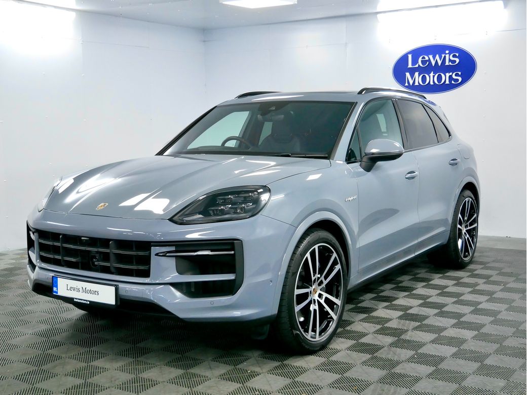 2025 Porsche Cayenne
