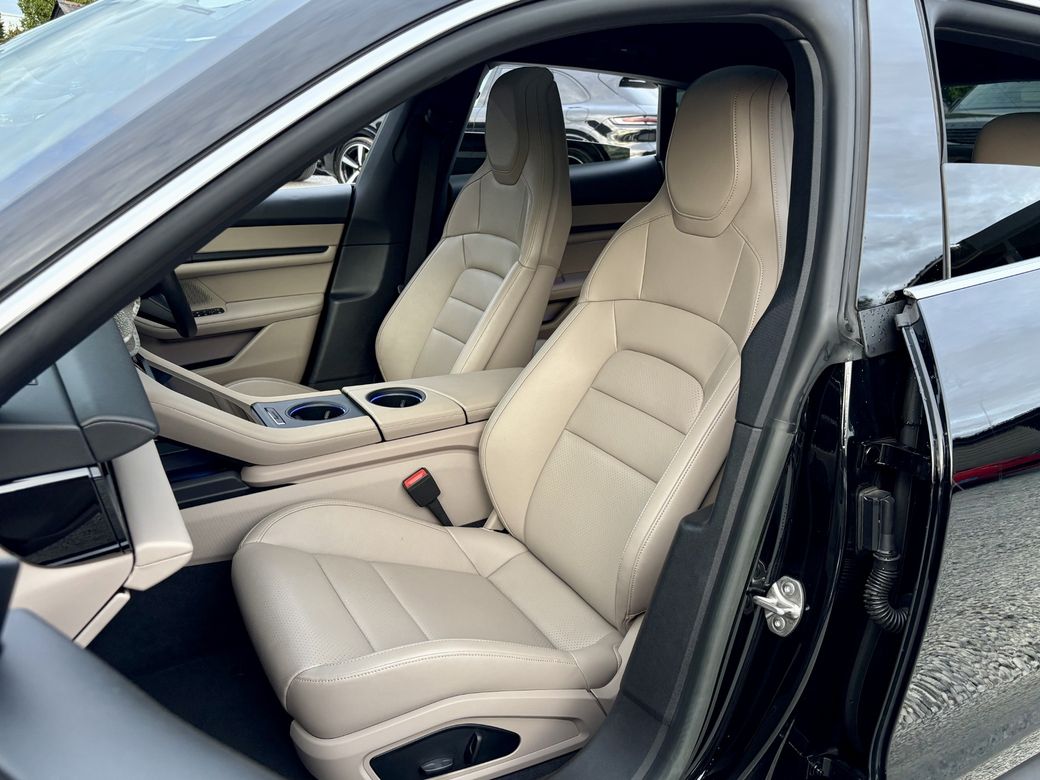 2023 Porsche Taycan