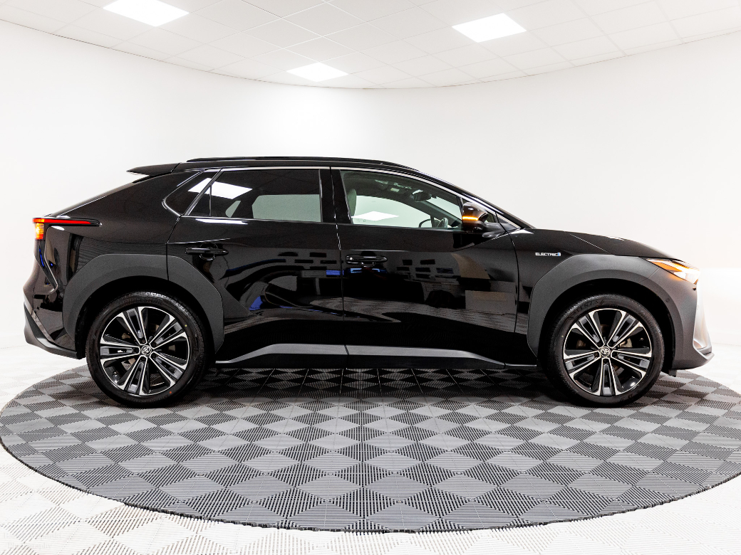 2024 Toyota bZ4X