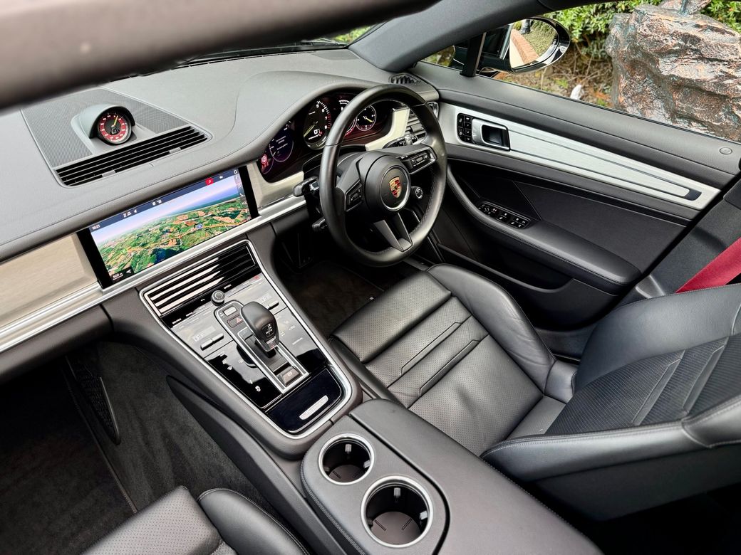 2021 Porsche Panamera