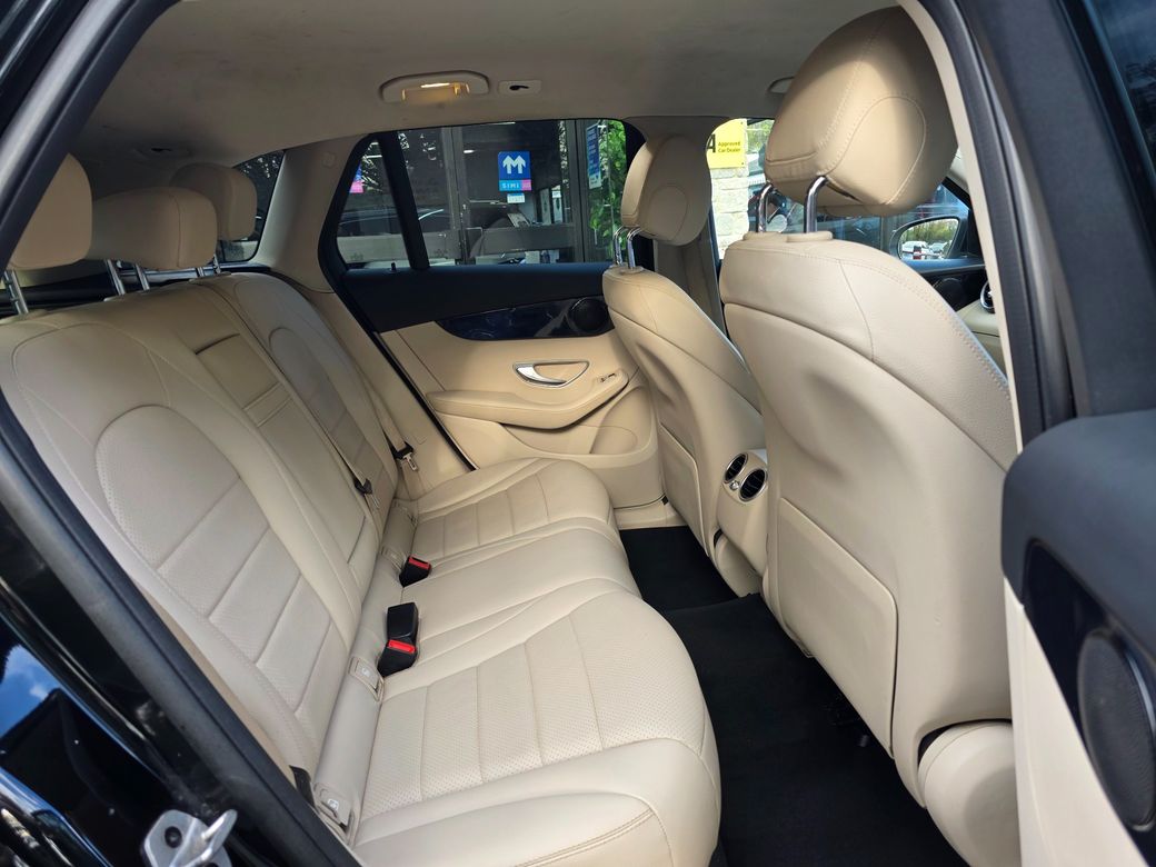 2022 Mercedes-Benz GLC Class