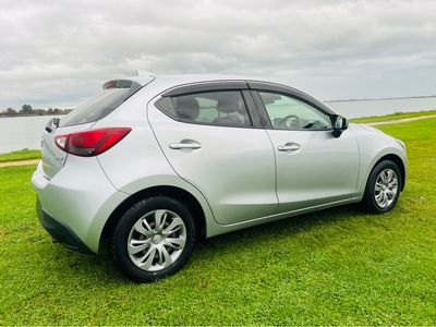 2017 Mazda Demio