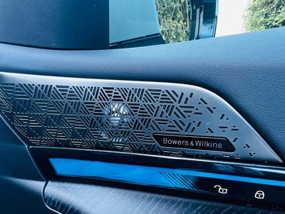 2023 BMW i5