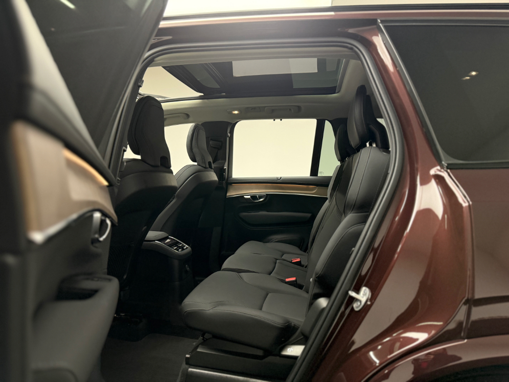 2025 Volvo XC90