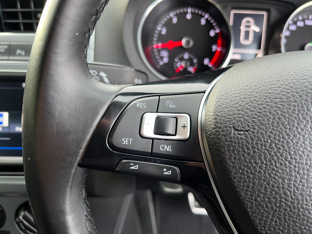 2017 Volkswagen Polo