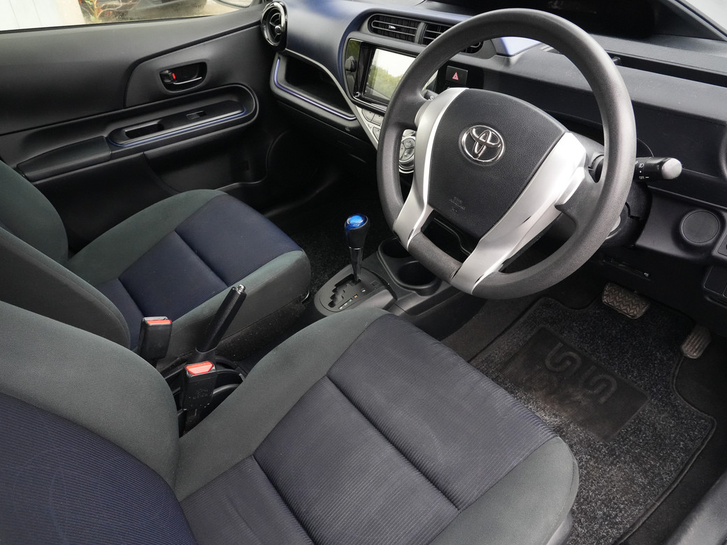 2016 Toyota Aqua