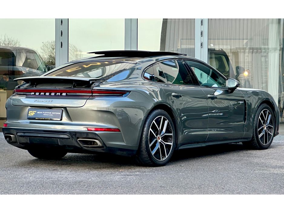 2024 Porsche Panamera