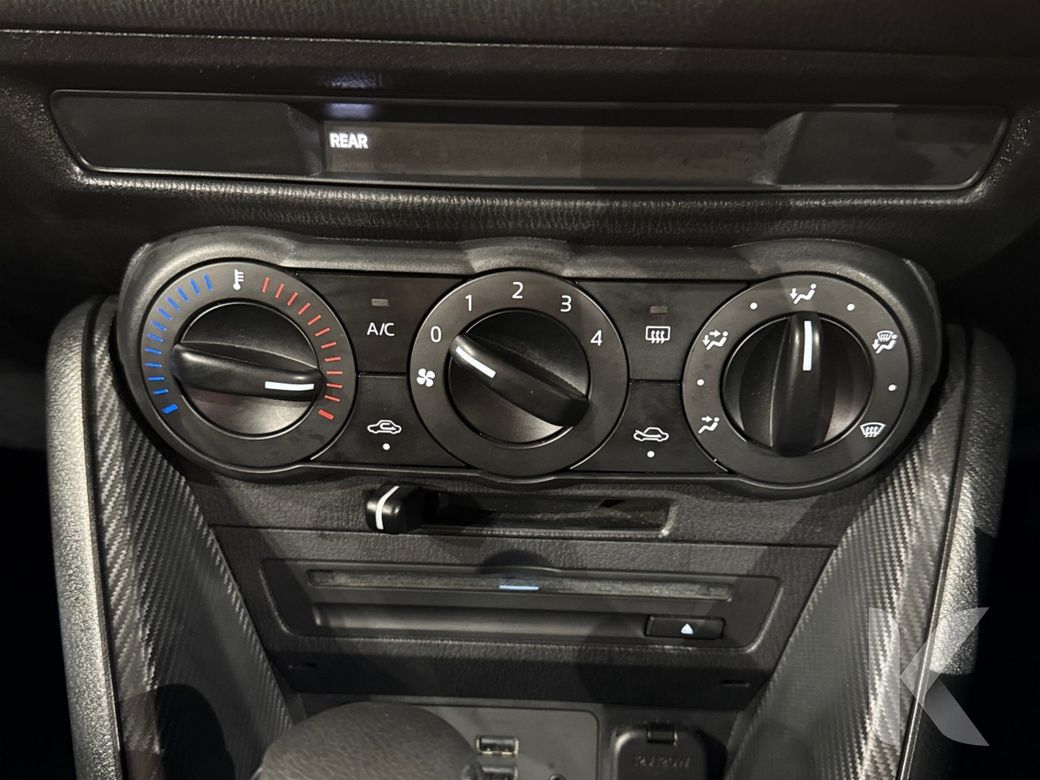 2023 Mazda Mazda2