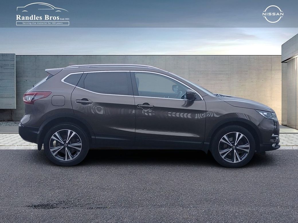 2020 Nissan Qashqai