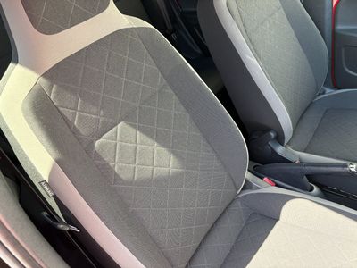 2017 Volkswagen up!