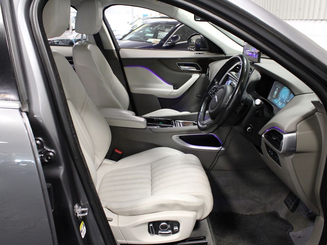 2016 Jaguar F-Pace
