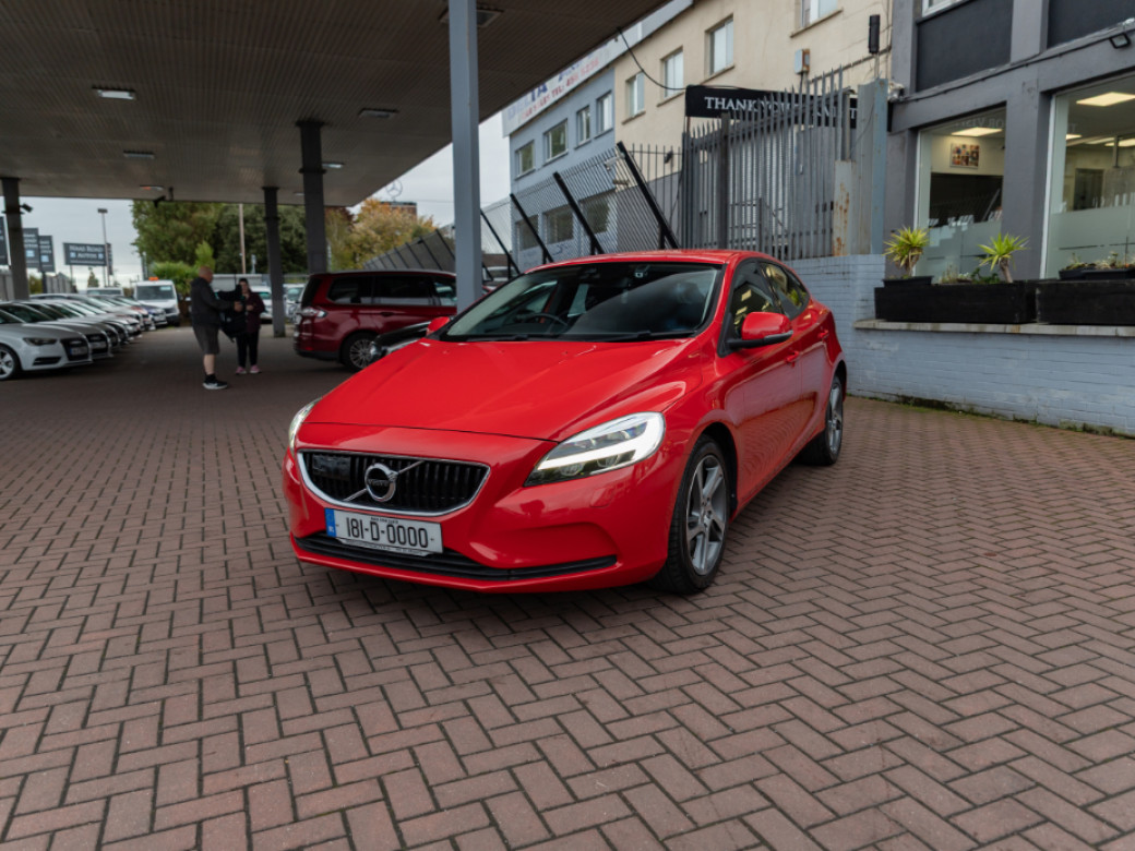 2018 Volvo V40
