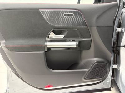 2025 Mercedes-Benz EQA