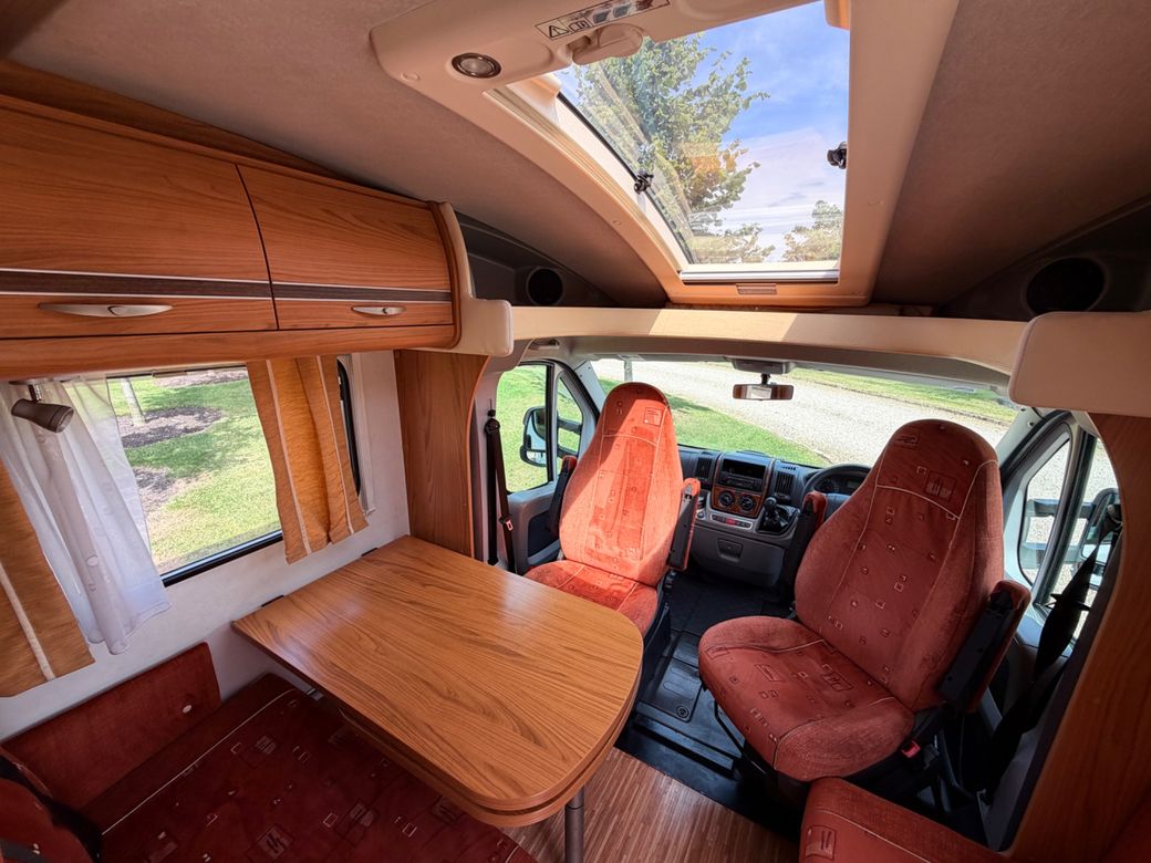 2009 BURNSTER  SOLANO T 690 LOW PROFILE R.H.D C1 REQUIRED 
