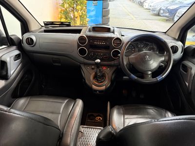 2013 Peugeot Partner